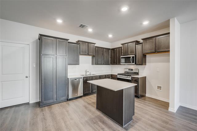 Foto del edificio - 2112 Steer Creek Pl