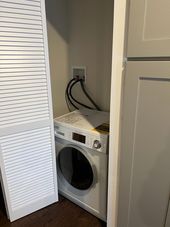 1165 Coldwater Canyon Dr, Beverly Hills, CA 90210 House Rental in