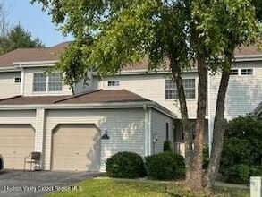 Building Photo - 93 Sandalwood Ln