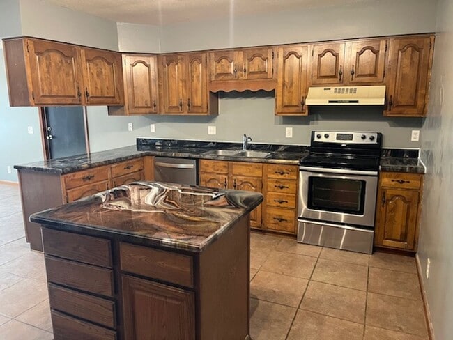 Foto del edificio - Beautiful Hobby Farm on 10 Acres!