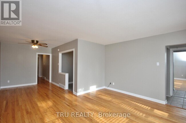 Photo du bâtiment - 1259 Maitland Ave