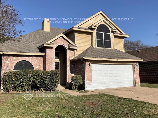 Foto del edificio - 2207 Bennington Dr