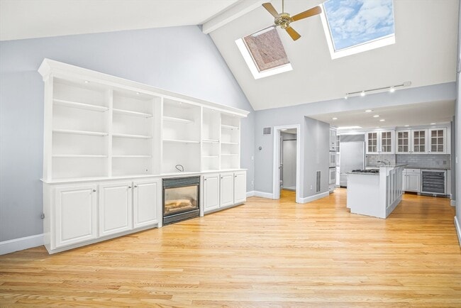 Foto del edificio - 11 Elmwood Ave