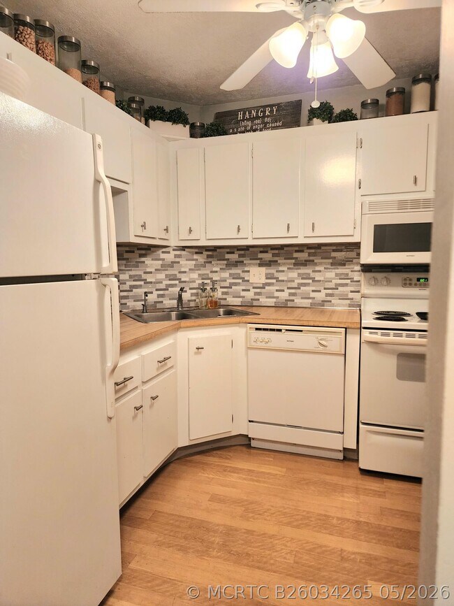 Foto del edificio - 285 SE 10th St