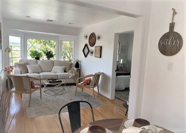 Living Room - 1345 Cambridge Dr