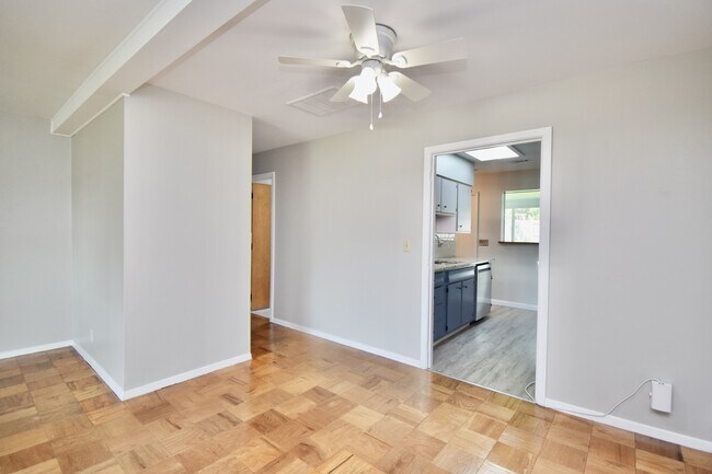 Foto del edificio - 12143 Audie Ct