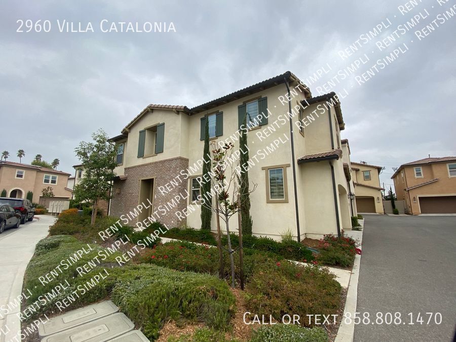 Primary Photo - Beautiful 3 Bedroom 2.5 Bath Home for Lease