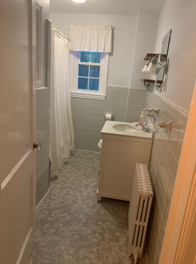 54 Ripton Rd, Shelton, CT 06484 House Rental in Shelton, CT