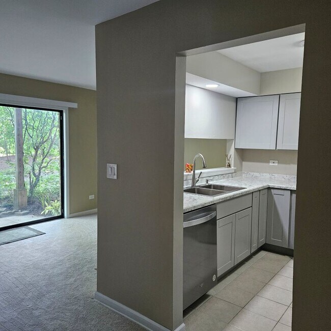Foto del edificio - 260 E Court of Shorewood