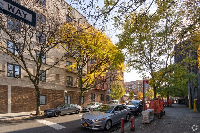 Foto del edificio - 376 Keap St