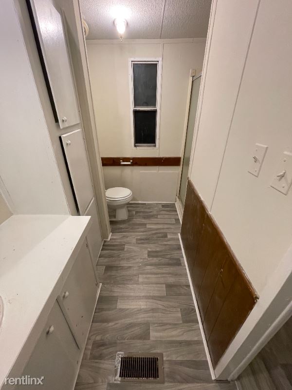 Foto del edificio - 4 br, 2 bath Mobile Home - 15520 Garrett Ln