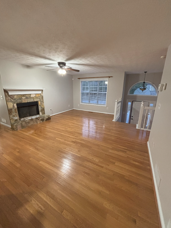 Foto del edificio - 4819 Woodlands Pkwy