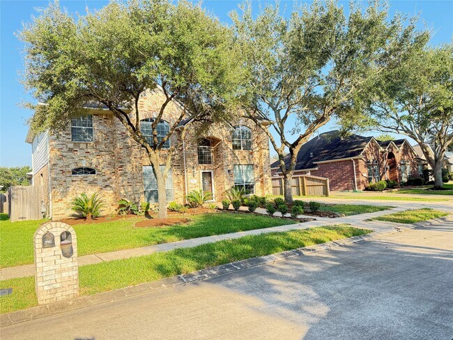 Foto del edificio - 3808 Travis Lake Ct
