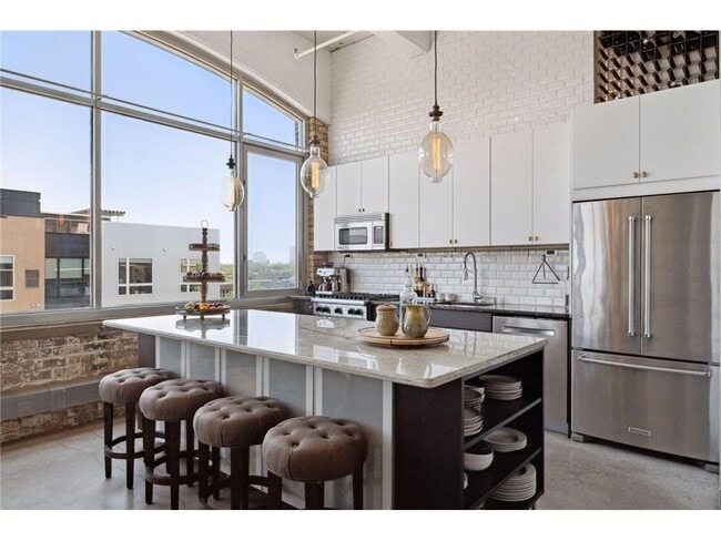 Foto del edificio - 700 N Washington Ave