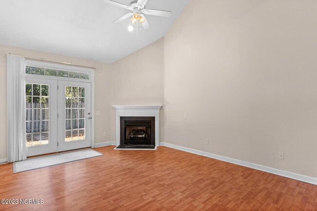Building Photo - 5006 Carleton Dr