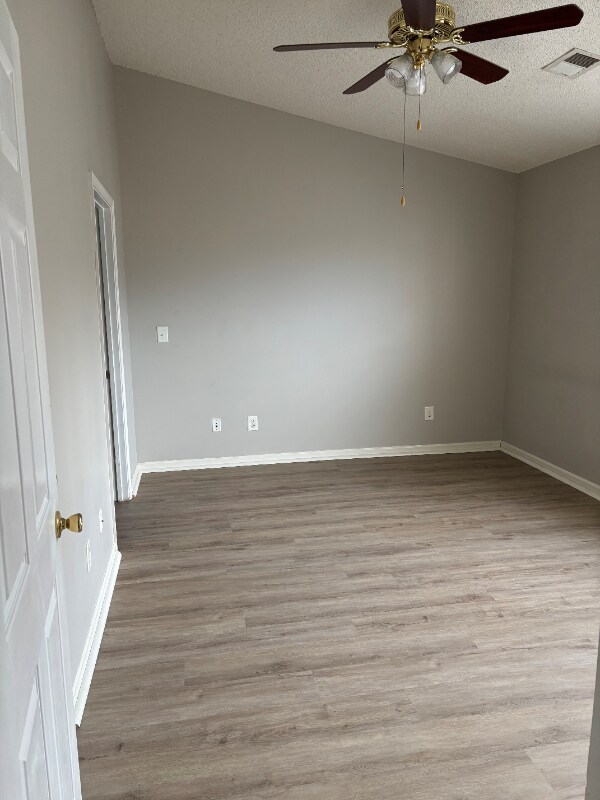 Foto del edificio - 2932 WaterStone Loop