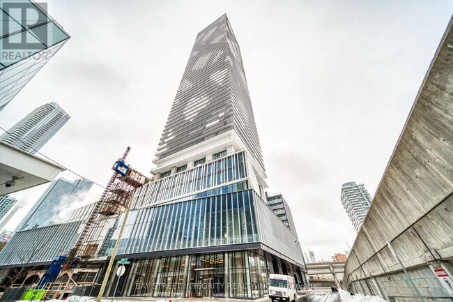 Building Photo - 138 Downes St