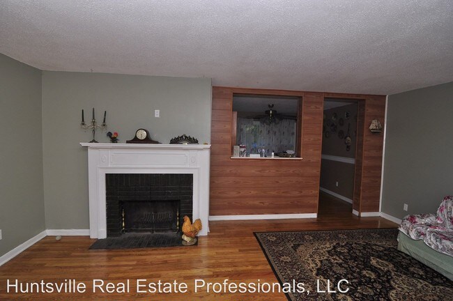 Building Photo - 4107 Northington Dr NW