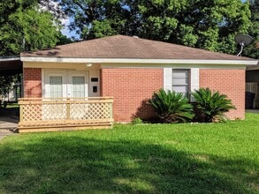 Building Photo - 2311 Ave G