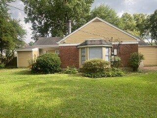 Building Photo - 4714 Johnson Ave