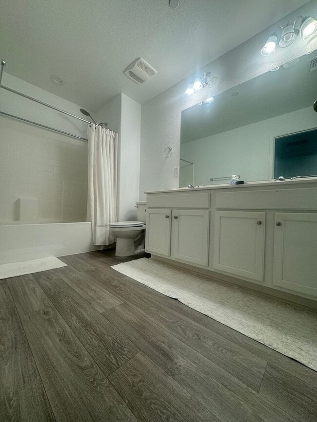 Building Photo - 4 Bedroom Single Family Home in Elk Grove