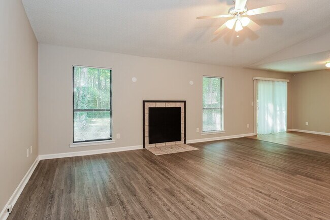 Foto del edificio - 2735 Trotters Walk Trail