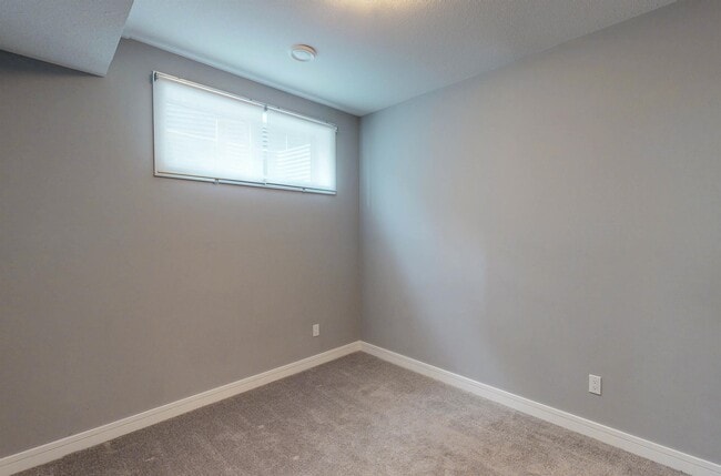 Building Photo - 2113 Auxier Ct SW