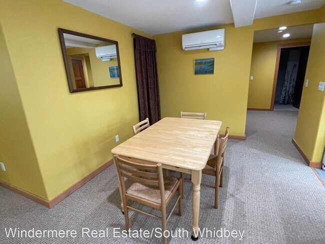 Building Photo - 2 br, 1 bath House - 5268 Honeymoon Bay Rd