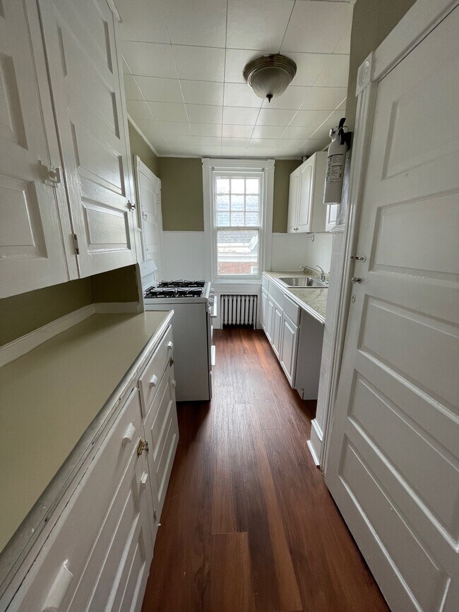 Foto del edificio - 67 Owen Avenue, Unit 3
