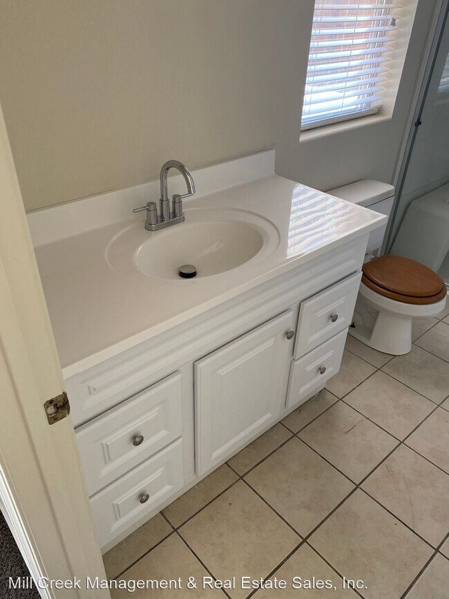 Foto del edificio - 3 br, 2 bath House - 1630 N. Shady
