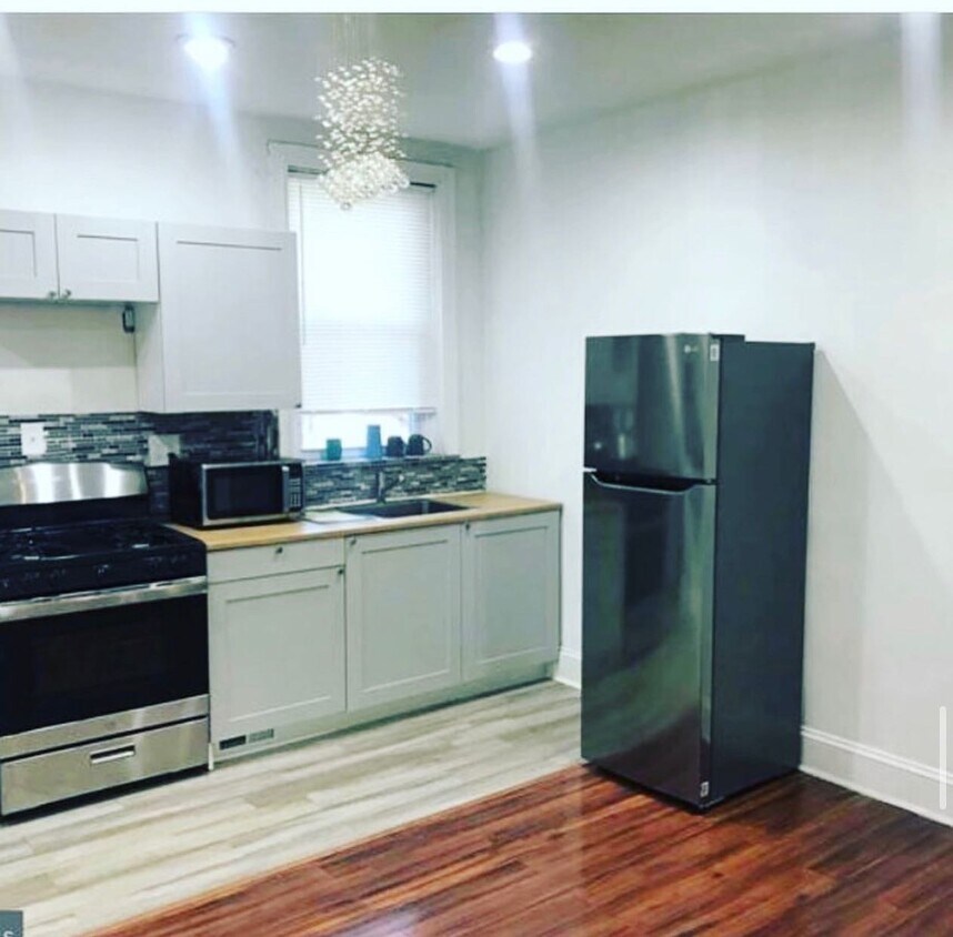 Foto principal - 2036 E Wishart St