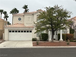 Building Photo - 2424 Shady Vista Dr