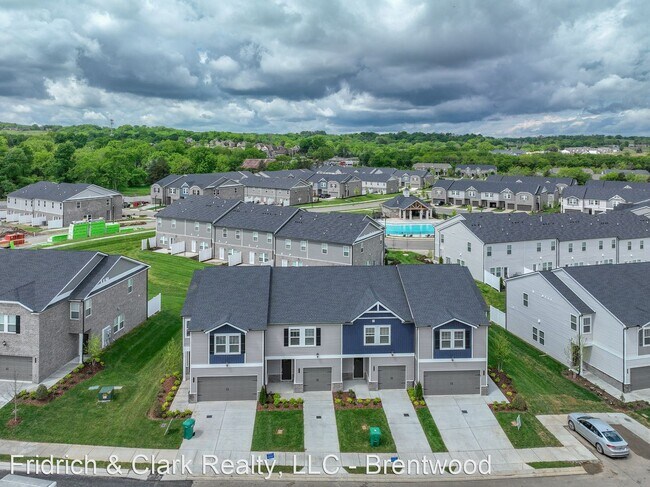 Foto del edificio - 3 br, 2.5 bath House - 1711 Tahoma Dr