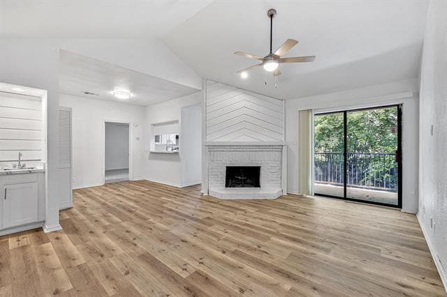 Building Photo - 6042 Stoneybrook Dr
