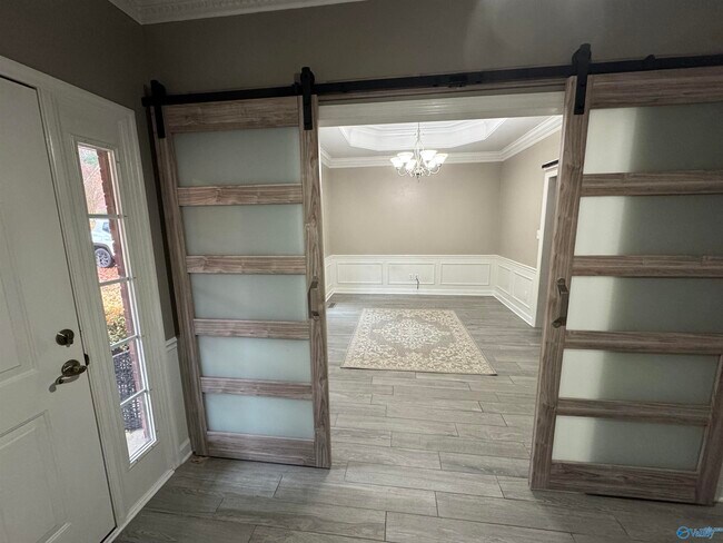 Foto del edificio - 2316 Little Cove Rd