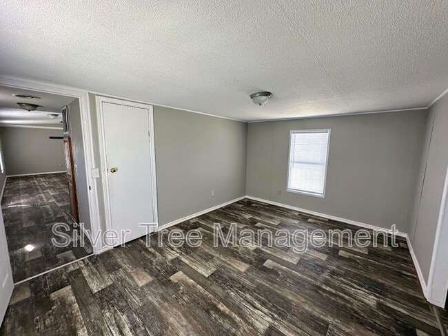 Building Photo - 266 Lark Meadow Dr