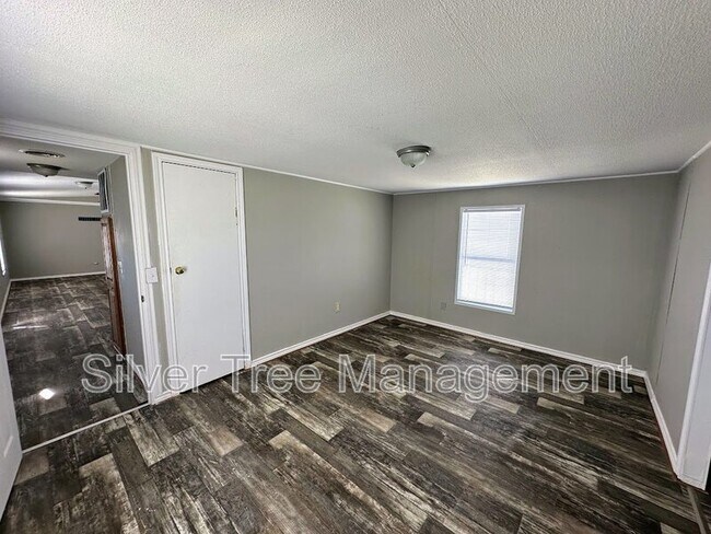 Foto del edificio - 266 Lark Meadow Dr