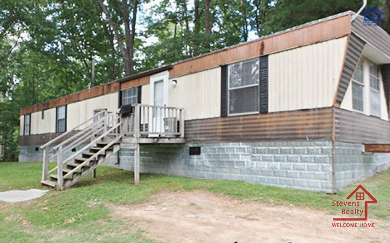 Foto principal - 271 C C Camp Rd