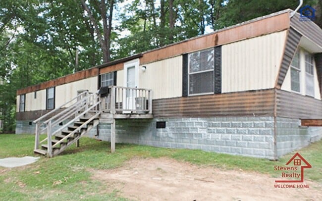 Building Photo - 271 C C Camp Rd