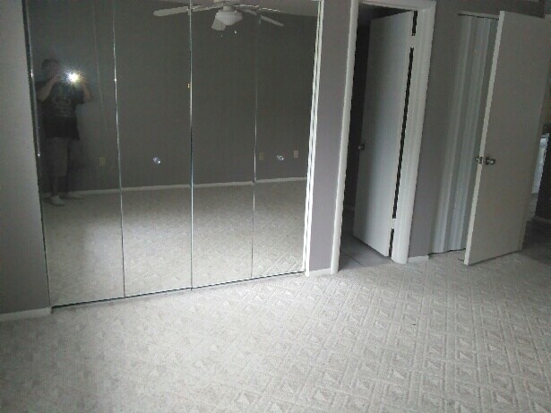 Foto del edificio - 1577 Greenlea Dr