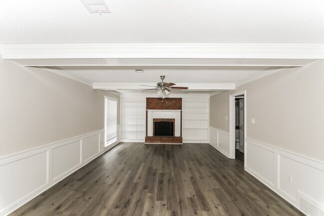 Building Photo - 4924 W Hedgewall Cir