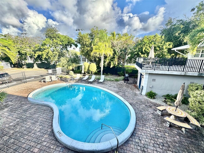 Foto del edificio - 660 NE 11th Ave