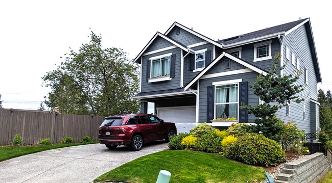 Foto del edificio - Spacious Corner 5 bed Single Family Home i...