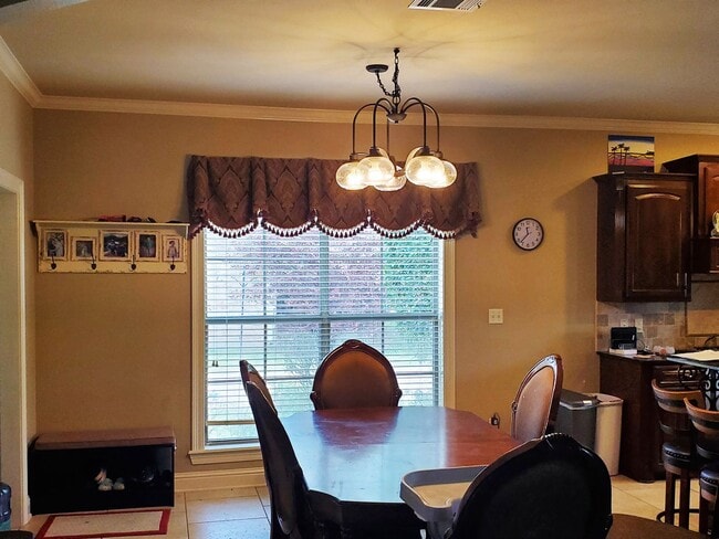 Building Photo - 416 Dogwood S Ln