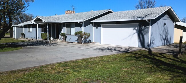 Foto del edificio - 733 West Ave