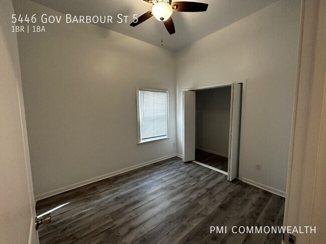 Foto del edificio - 5446 Governor Barbour St