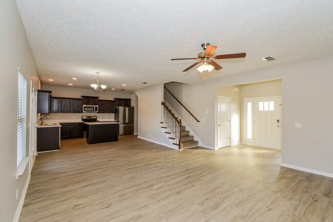 Foto del edificio - 3512 Oval Hesson Lane