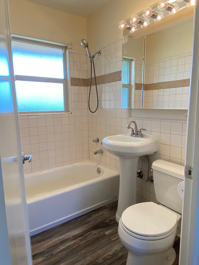 Bathroom - 323 Bond St