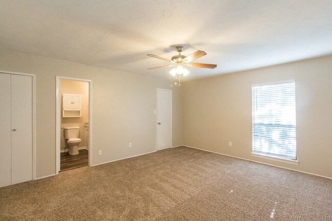 Foto del edificio - 5629 Usher St, The Colony, TX 75056