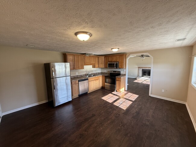 Building Photo - 9688 Leitchfield Rd